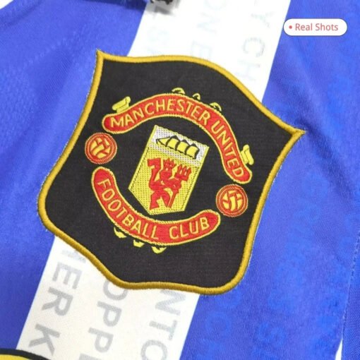 199496_Manchester_United_Away_Retro_Jersey_6.jpg Manchester United 1994/96 Away Retro Soccer Jersey