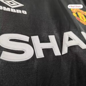 1998-99_Manchester_United_third_away_Retro_Jersey_6.jpg Manchester United 1998/99 Third Away Retro Jersey
