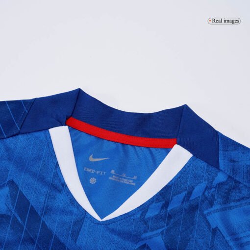 2249a9dacc50c3b9e4191d3004e157cf.jpg Kid's Chelsea Home Full Kit 2025/26