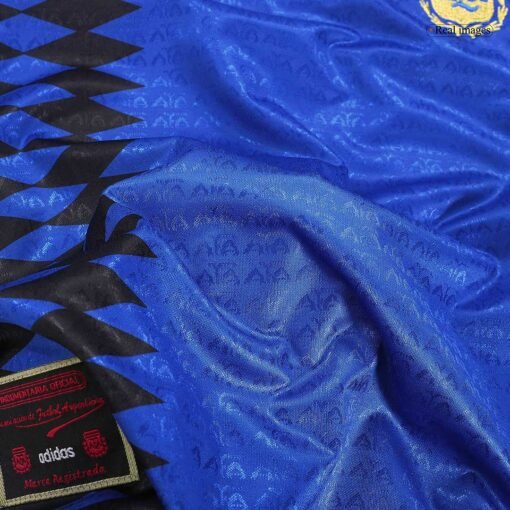 39f66d4f7110d622d742507029194345.jpg Argentina Men's 1994 Away Retro Football Jersey