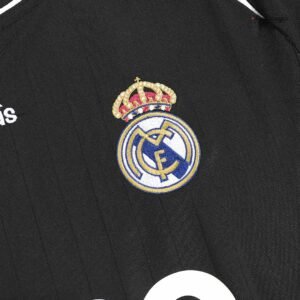 49113a14cab7c7bf3dfc68a97e110c5a.jpg Real Madrid 2006/07 Away Long Sleeve Retro Football Jersey