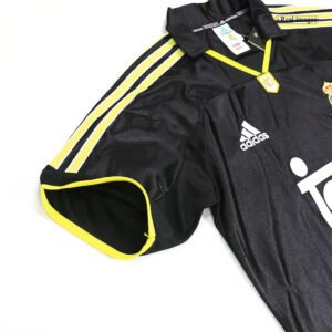 573e96794dd1441d4290f4a5f12588e4.jpg Real Madrid 1999/01 Away Retro Football Jersey