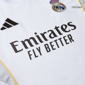 964104bdc9f9c475bf941bce806c8c70.jpg Real Madrid Women's Home Soccer Jersey 2025/26