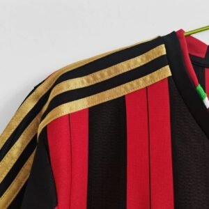 AC_Milan_Home_Jersey_2013_14_5.jpg KAKA' #22 AC Milan 2013/14 Home Retro Soccer Jersey