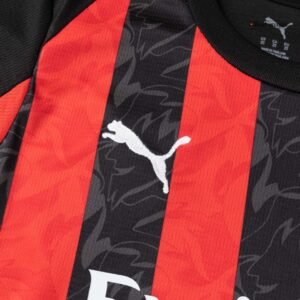 AC_Milan_Kid_s_Home_kit.jpg AC Milan Kid's Home Kit - Jersey+Shorts 2025/26