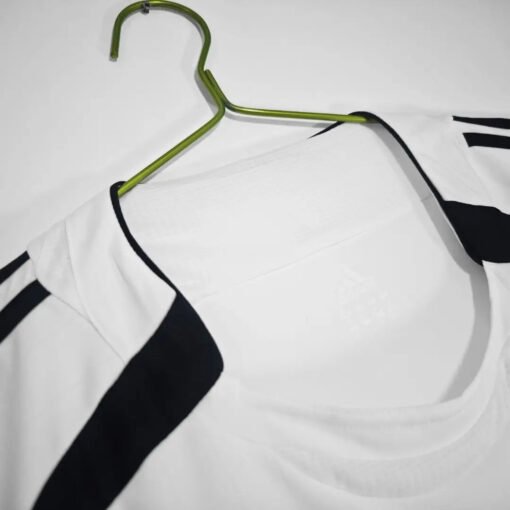 GermanyHomeJerseyWorldCup2006_3.jpg Germany 2006 Home Retro Football Jersey