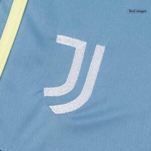Juventus_Away_Kids_Soccer_Jerseys_Kit_2025_26_6.jpg Juventus Kid's Away Kit 2025/26 - Jersey+Shorts