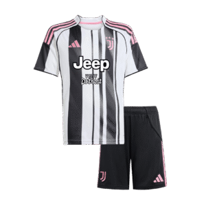 Juventus_Kid_s_Home_Kit_-_Jersey_Shorts_2025-26-1.png Juventus Kid's Home Kit 2025-26- Jersey+Shorts