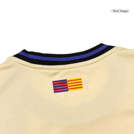 Kid_s_Barcelona_Away_Kit_-_Jersey_Shorts_2025_26-3.jpg Kid's Barcelona Away Full Kit - Jersey+Shorts+Socks 2025/26