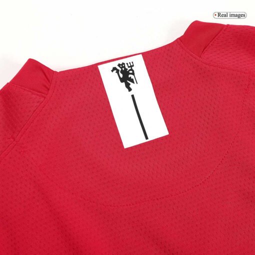 Manchester_United_2007_08_Champions_Fan_Version_Soccer_Jerseys-2.jpg RONALDO #7 Manchester United 2007/08 Home Long Sleeve Retro Soccer Jersey