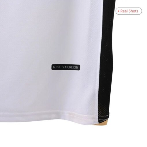 Manchester_United_Away_Jersey_2006_08_6.jpg Carrick #16 Manchester United 2006/08 Retro Away Jersey
