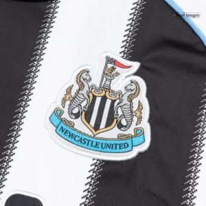 Newcastle_United_Kid_s_Home_Kit_-_Jersey_Shorts_202526_3.jpg Newcastle United Kid's Home Kit - Jersey+Shorts 2025/26