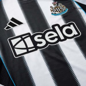 Newcastle_United_Player_Version_Home_Soccer_Jersey_202526_4.jpg Newcastle United Player Version Home Soccer Jersey 2025/26 Black&White