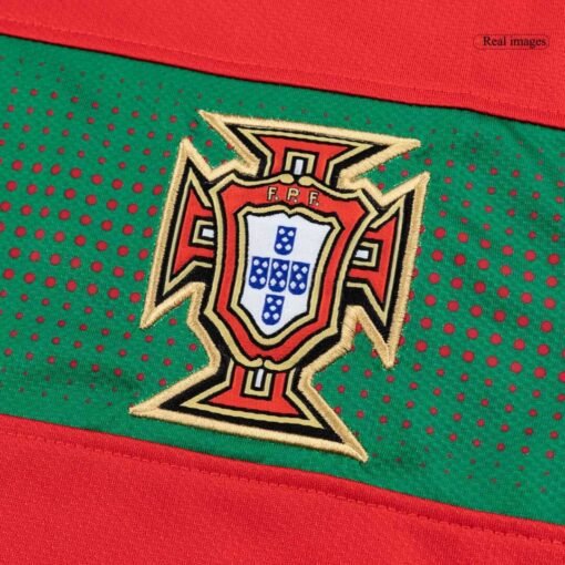 Portugal_2010_Home_Retro_Football_Jersey_3.jpg Portugal 2010 Home Retro Football Jersey