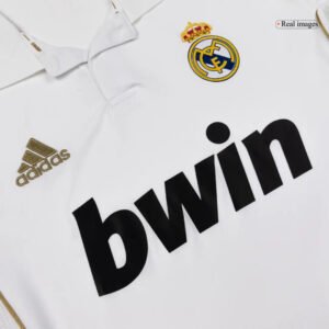 RealMadridHomeLongSleeve201112_2.jpg Real Madrid 2011/12 Home Long Sleeve Retro Soccer Jersey