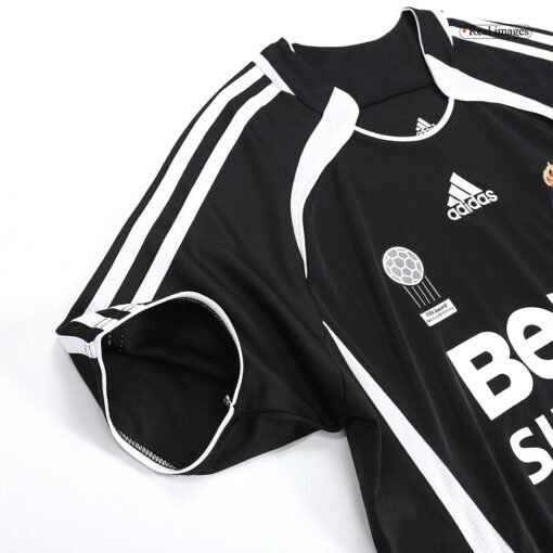 Real_Madrid_2006_07_Away_Retro_Soccer_Jersey-3.jpg Real Madrid 2006/07 Away Retro Football Jersey