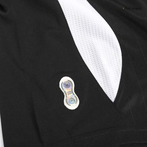 Real_Madrid_2006_07_Away_Retro_Soccer_Jersey-7.jpg Real Madrid 2006/07 Away Retro Football Jersey