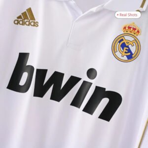Real_Madrid_201112_Home_Retro_Football_Jersey_1.jpg Real Madrid 2011/12 Home Retro Football Jersey