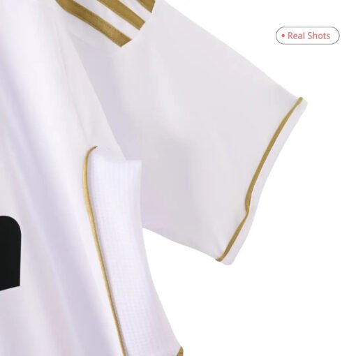 Real_Madrid_201112_Home_Retro_Football_Jersey_5.jpg Real Madrid 2011/12 Home Retro Football Jersey