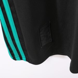 Real_Madrid_201718_Away_Long_Sleeve_Retro_Soccer_Jersey_6.jpg Real Madrid 2017/18 Away Long Sleeve Retro Soccer Jersey