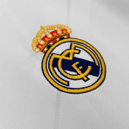 Real_Madrid_2017_18_Home_Long_Sleeve_Retro_Soccer_Jersey-3.jpg Real Madrid 2017/18 Home Long Sleeve Retro Soccer Jersey