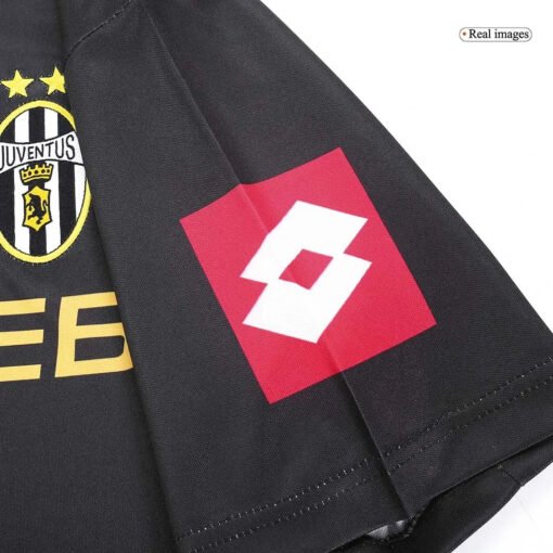 RetroJuventusAwayJersey200102_3.jpg Retro Juventus Away Soccer Jersey 2001/02