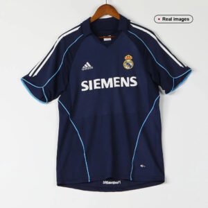 RetroRealMadridAwayJersey200506_4.jpg Real Madrid 2005/06 Away Retro Soccer Jersey