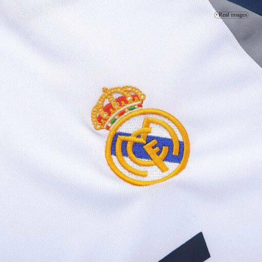 RetroRealMadridHomeJersey200001_8.jpg Real Madrid 2000/01 Home Retro Football Jersey
