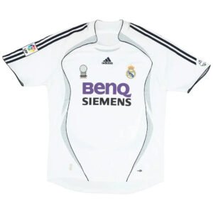 RetroRealMadridHomeJersey200607_6.jpg Real Madrid 2006/07 Home Retro Football Jersey