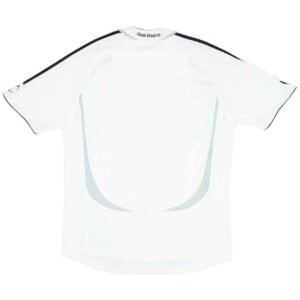 RetroRealMadridHomeJersey200607_8.jpg Real Madrid 2006/07 Home Retro Football Jersey