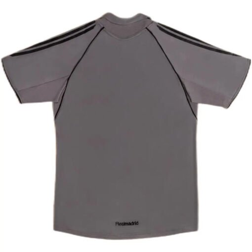 RetroRealMadridThirdJersey200506_1.jpg Real Madrid 2005/06 Third Away Retro Soccer Jersey