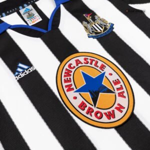 RetroSoccerJerseyNewcastleUnitedHome199900_5.jpg Newcastle United 1999/00 Home Retro Soccer Jersey