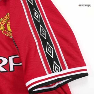 Retro_Manchester_United_Home_Jersey_199899_2.jpg Manchester United 1998/99 Home Retro Soccer Jersey