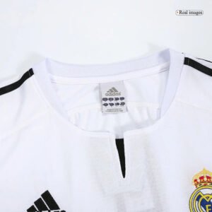 Retro_Real_Madrid_Home_Jersey_200304_7.jpg Real Madrid 2003/04 Home Retro Football Jersey