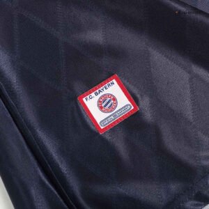 fc2417e8081d7f0cf680afc45316b8cd.jpg Bayern Munich 1997/99 Home Retro Football Jersey