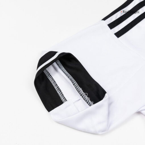 Fulham Home Soccer Jersey 2025/26