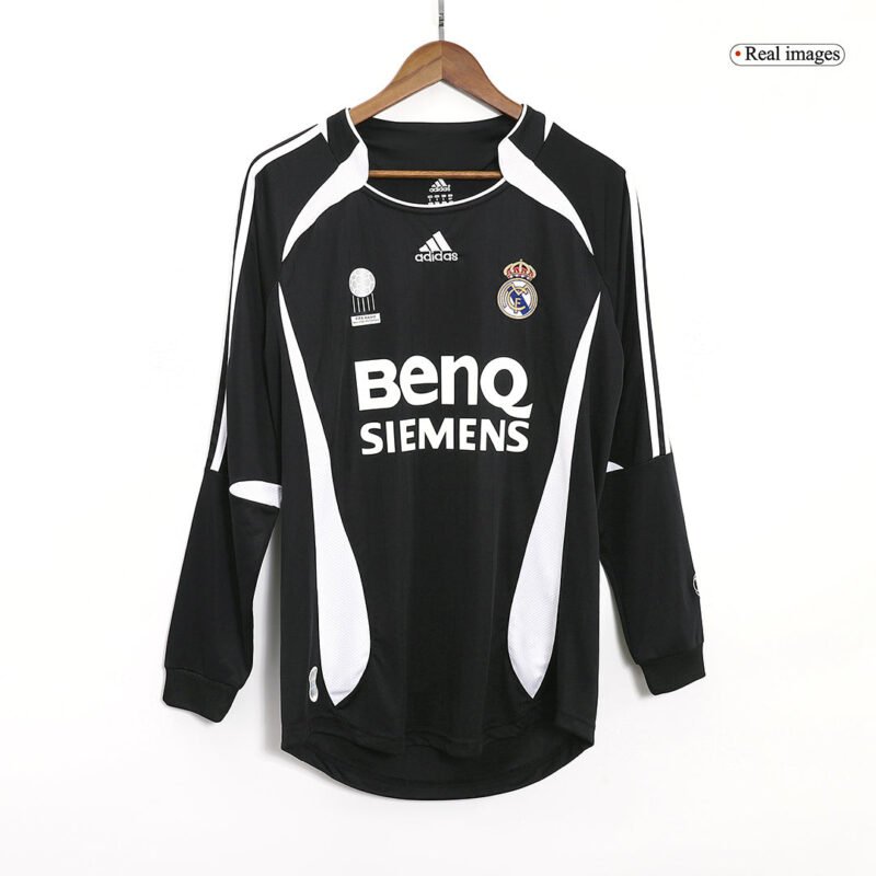 ff6b4702066c9632ecefa3b994c43eb7.jpg Real Madrid 2006/07 Away Long Sleeve Retro Football Jersey