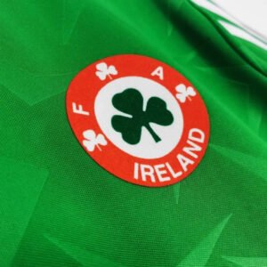 199092irelandhomejersey_4.jpg Retro Ireland 1990/92 Home Football Shirt