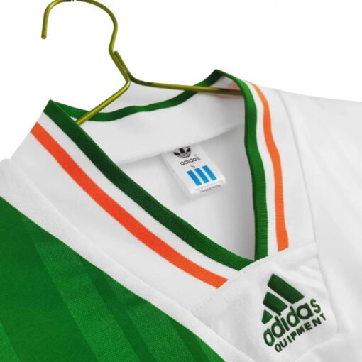 199294irelandawayjersey_5.jpg Retro Ireland 1992/94 Away Football Shirt
