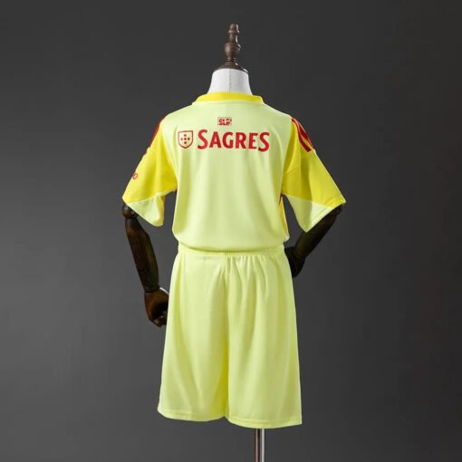 KidsBenficaJersey2526YellowGoalkeeperFootballKit_4.jpg Kid's Benfica Goalkeeper Soccer Jersey Kit 2025/26