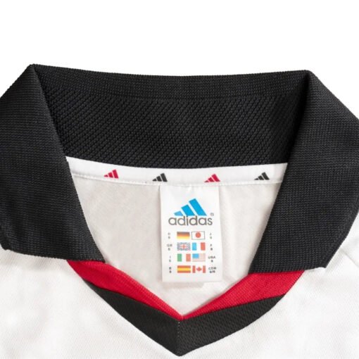 Fulham 2001/02 Home Retro Soccer Jersey