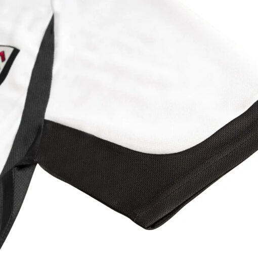 Fulham 2001/02 Home Retro Soccer Jersey