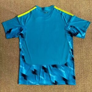 Spain_2026_Home_Goalkeeper_Jersey_2_1fc28383-8665-4f1c-8f44-68f2f73199da.jpg Spain Home Goalkeeper Soccer Kit - Jersey + Shorts 2026 World Cup