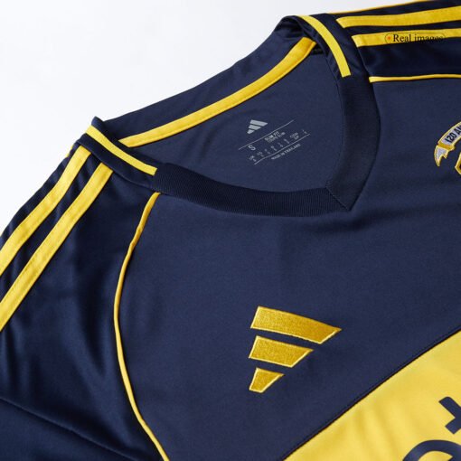 c42408890370d723c6673ec1c059ba0a.jpg Boca Juniors Home Soccer Jersey 2025/26