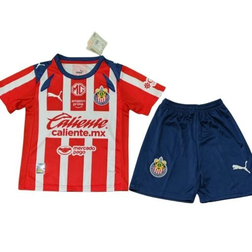 kid_Chivas_Home_Soccer_Jersey_kit_202526_3.jpg Kid's Chivas Home Soccer Kit - Jersey+Shorts 2025/26